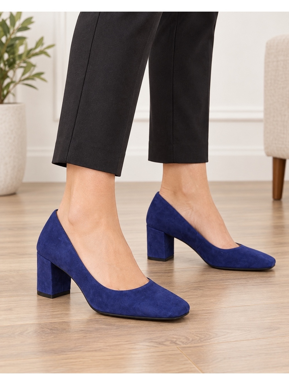 Naturalizer Karina Blue Suede Square Toe Block Heel Pumps Women’s 10 Wide